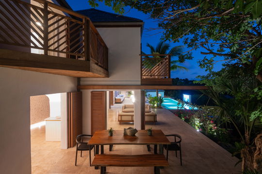 VILLA LA BULLE KITCHEN & DINING AREA 5