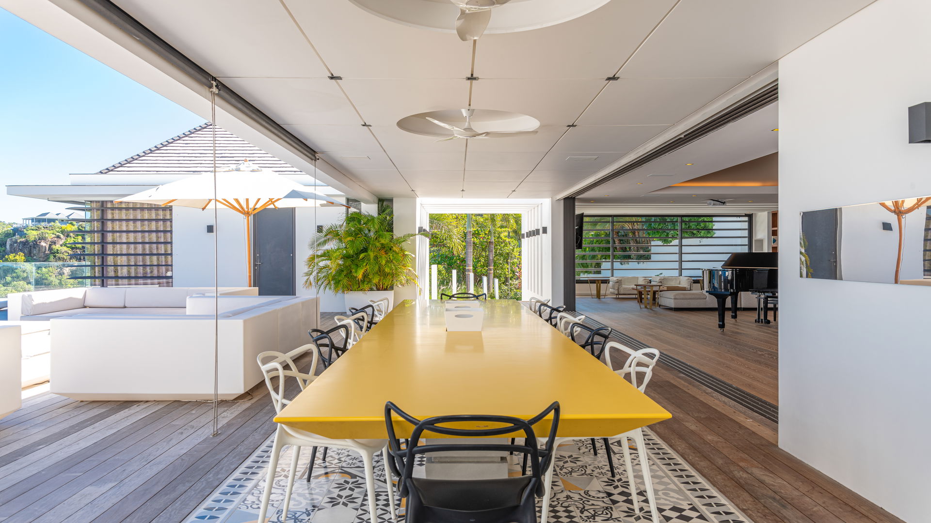 OUTSIDE DINING AREA