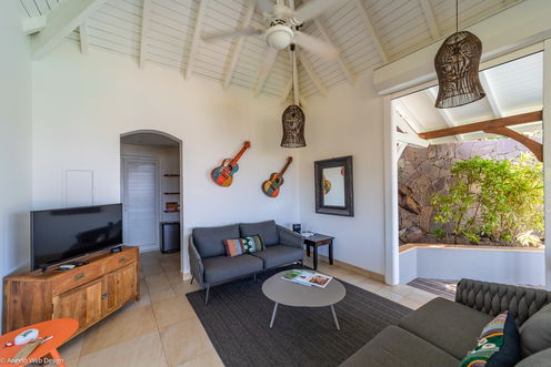 VILLA PETIT LAGON LIVING AREA 1.jpeg