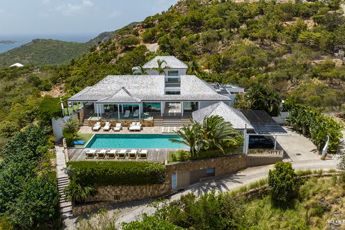 VILLA WINE NOTE AERIAL VIEWS 2