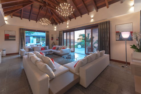 VILLA CASTLE ROCK LIVING 1
