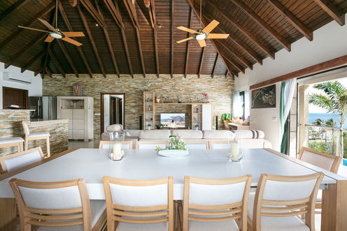 VILLA ESTRELA KITCHEN & DINING 1