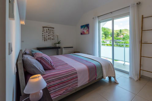 VILLA YELLOW TAIL BEDROOM1 2