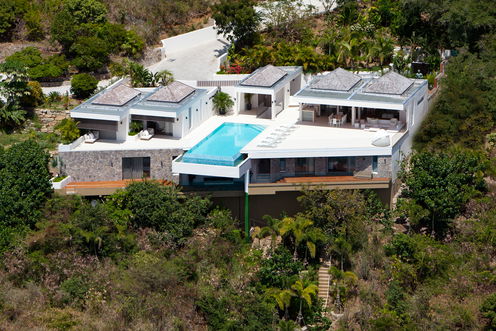VILLA VITTI OUTDOORS 1