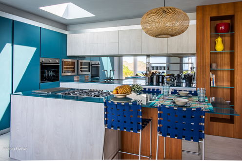 VILLA TRIAGOZ DINING & KITCHEN 8