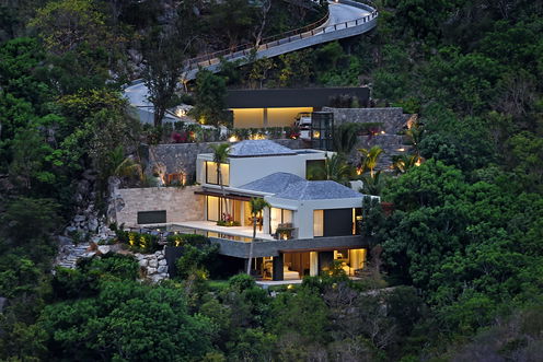 VILLA VESPER OUTDOORS 1