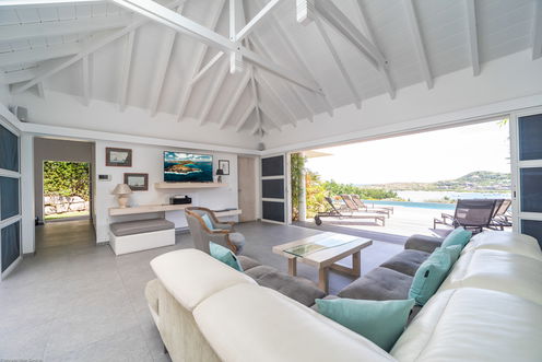 VILLA FLORA LIVING 1