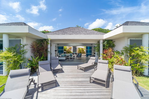 VILLA FLORA POOL & TERRACE 6