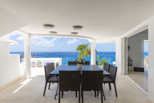 VILLA MAURESQUE KITCHEN & DINING AREA 1.jpeg