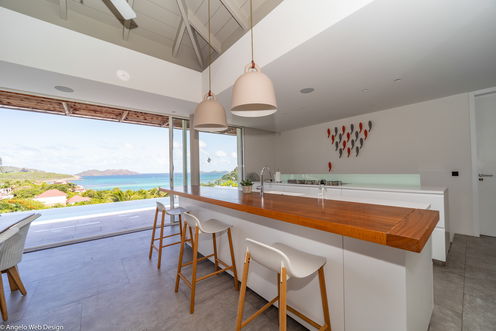 VILLA VARUNA KITCHEN & DINING 3