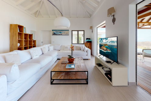 VILLA W VIEW LIVING 5