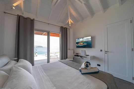 VILLA POINTE MILOU BEDROOM1 1