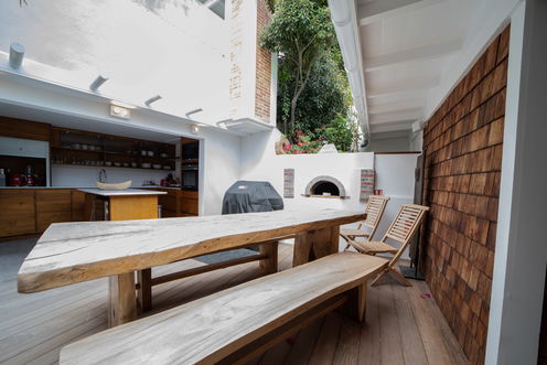 VILLA MOONLIGHT KITCHEN & DINING 1