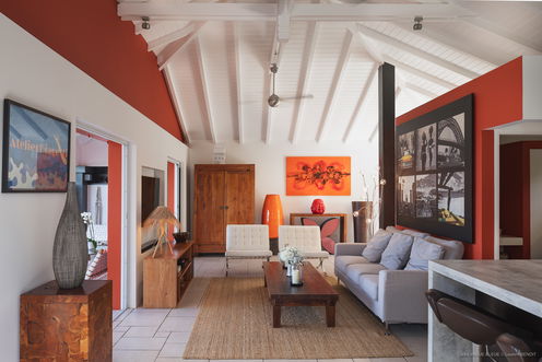 VILLA VAGUE BLEUE LIVING AREA 1.jpeg