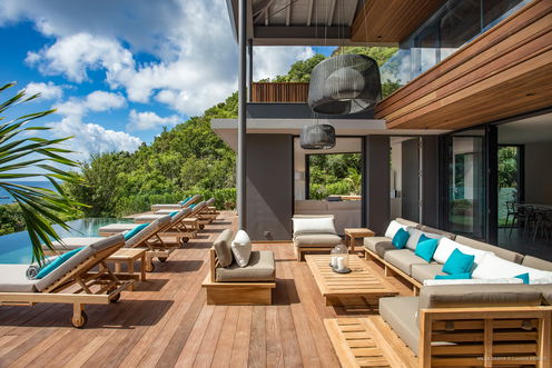 VILLA SASHA OUTDOOR LOUNGE 3
