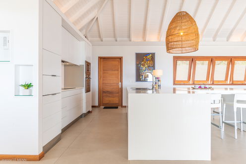 VILLA OCEAN 5 DINING & KITCHEN 4