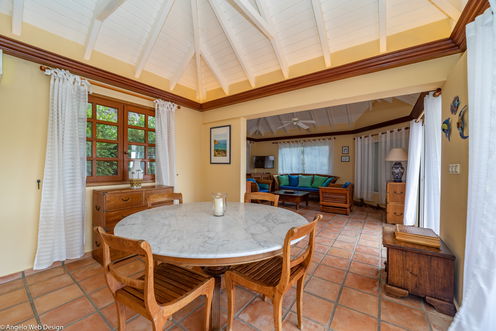 VILLA ANA INDOOR LIVING 1