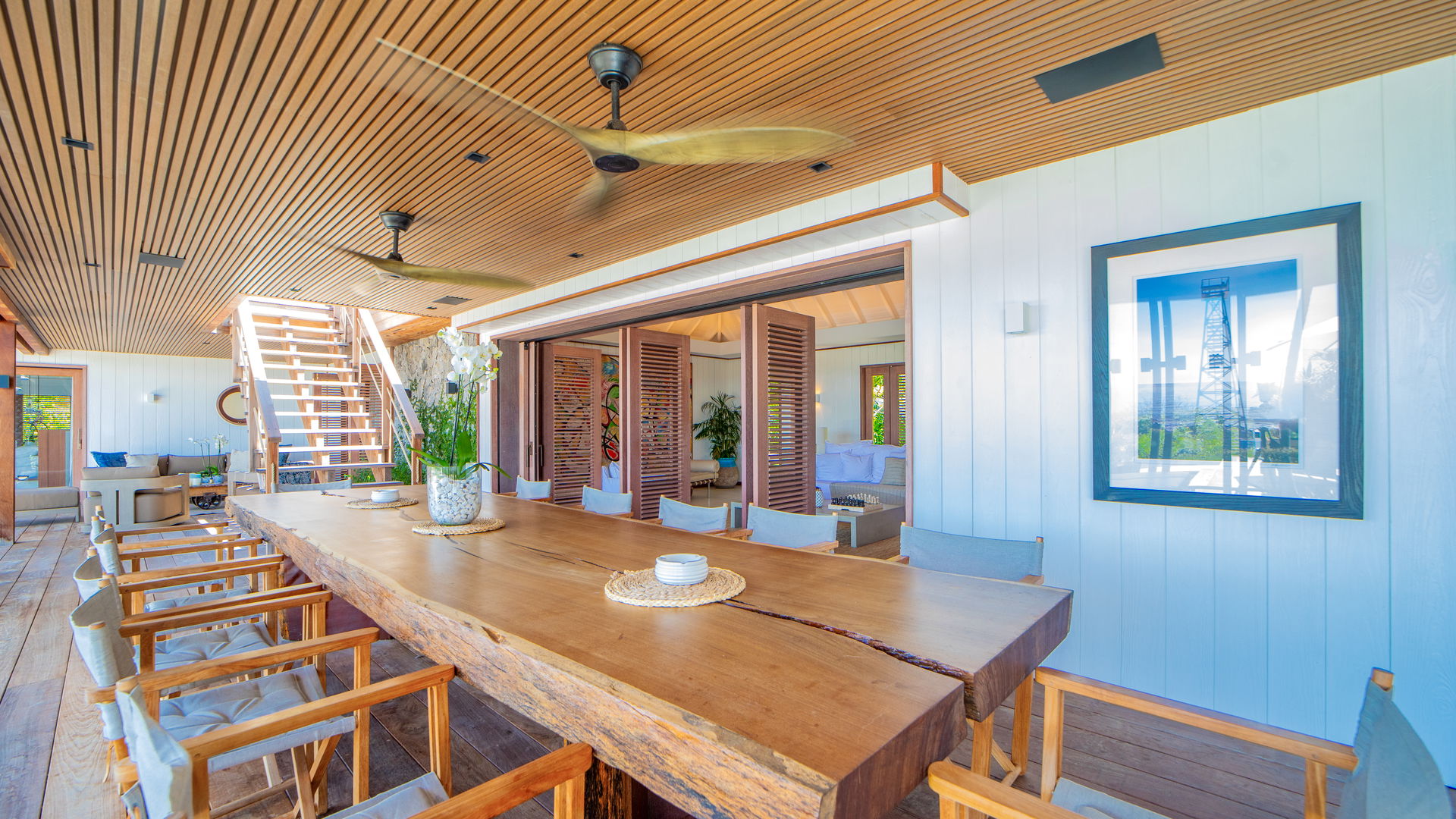 KITCHEN & DINING AREA