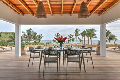 VILLA LUFFY DINING 1