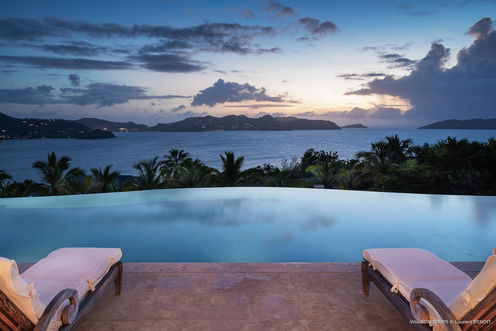 VILLA BON TEMPS NIGHT 1