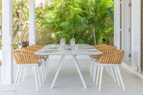 VILLA WHITE SUN KITCHEN & DINING 1
