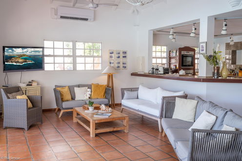 VILLA SOUS LA FALAISE LIVING AREA 6