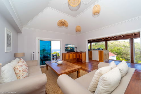 VILLA CHLOE LIVING AREA 3