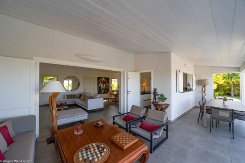 VILLA PAJOMA OUTDOOR LOUNGE 2