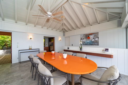 VILLA PINTA DINING & KITCHEN 1