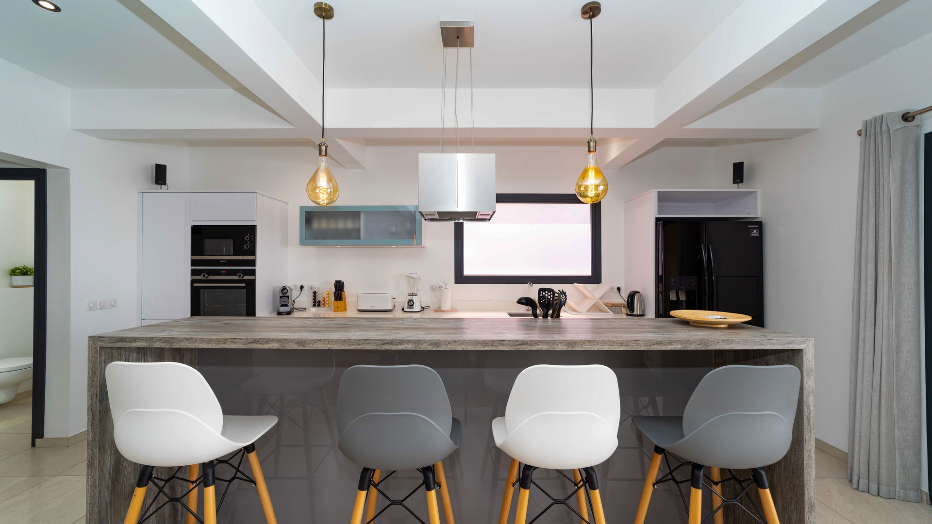 KITCHEN & DINING AREAS