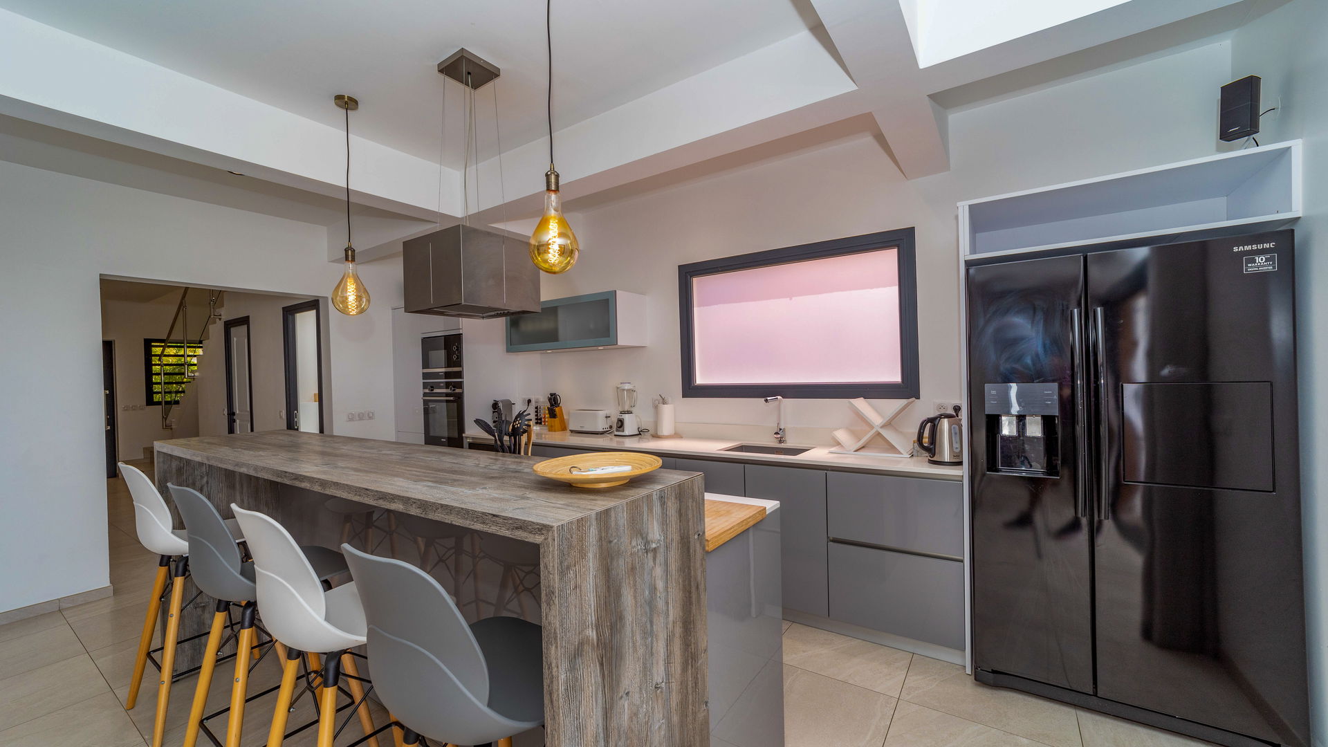 KITCHEN & DINING AREAS