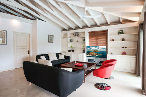 VILLA EDEN LIVING