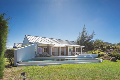 VILLA SEA WEED POOL & TERRACE 6.jpeg