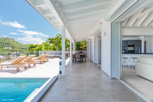 VILLA OISEAU BLEU KITCHEN & DINING 3