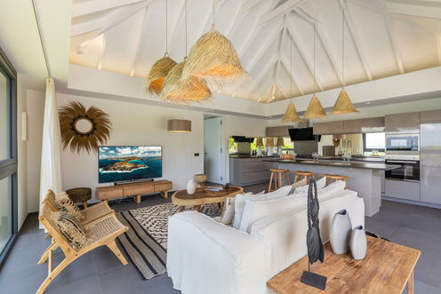 VILLA SANTA ALICIA LIVING & KITCHEN AREAS 1