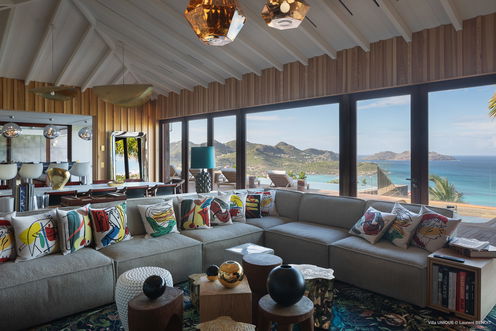 VILLA UNIQUE LIVING AREAS 1