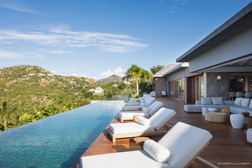 VILLA UNIQUE POOL & TERRACE 2