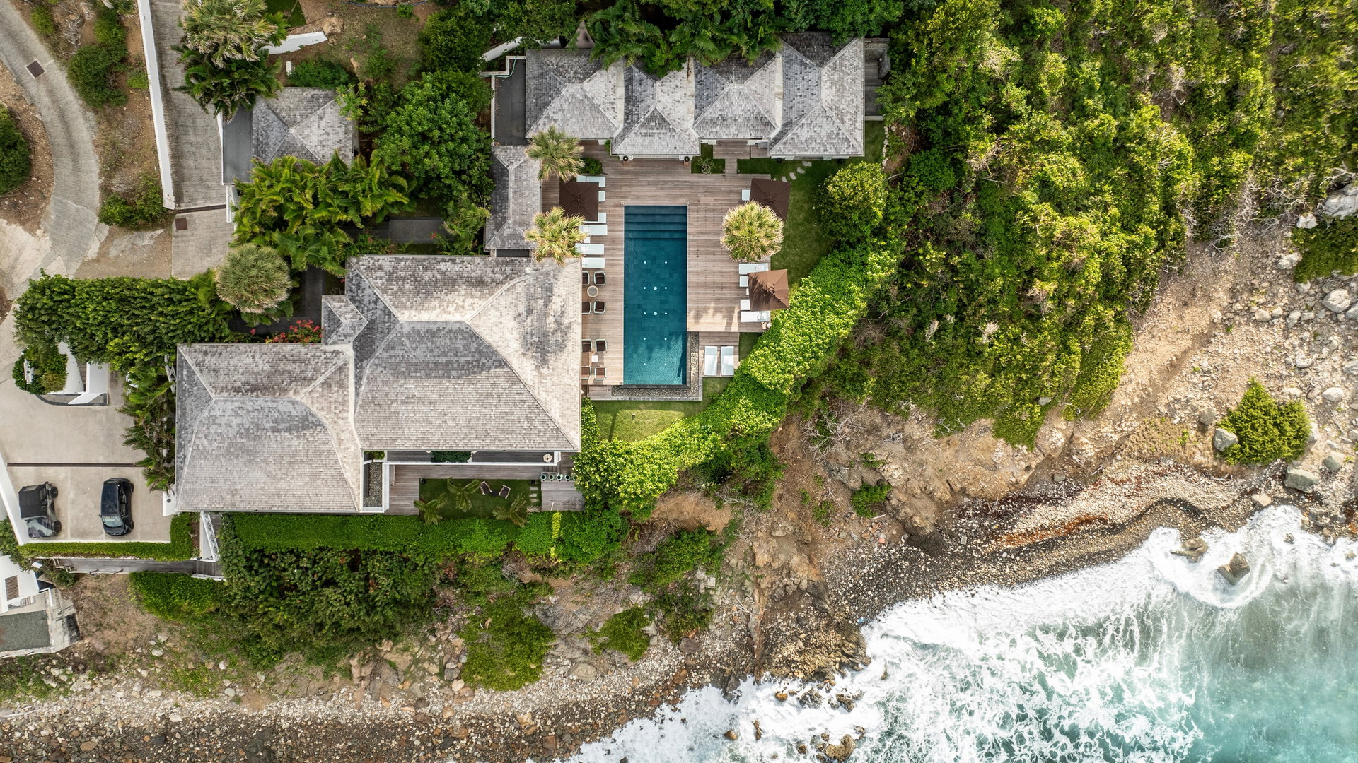 Gallery Image                     
                    3