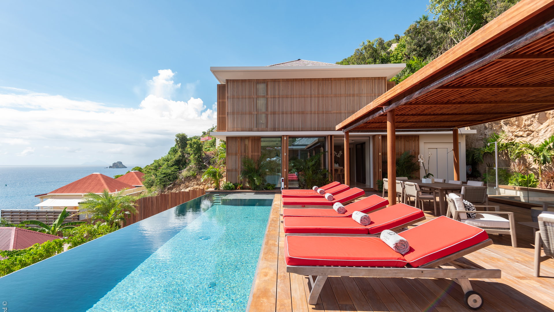 Gallery Image                     
                    5