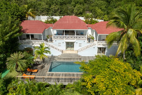 VILLA SAINT LOUIS ESTATE OUTDOORS 1