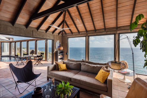 VILLA ARAPEDE LIVING AREA 1