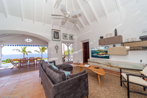 VILLA NEPTUNE LIVING AREA 1