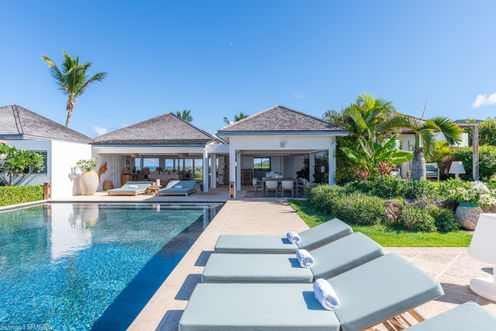 VILLA POPPY POOL & TERRACE 6