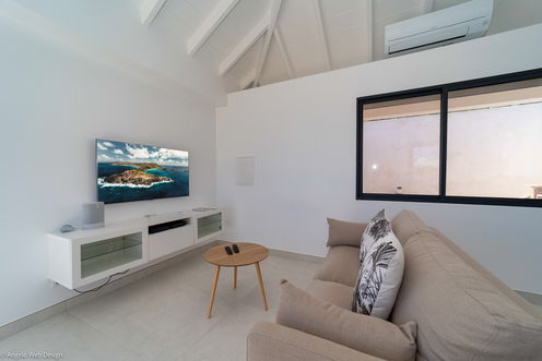 VILLA LITTLE ROCAS LIVING AREA 2.jpeg